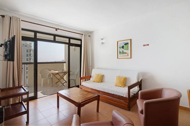 Gîte pour 4 personnes, avec balcon à Armação de Pera - 2