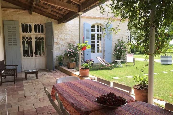 Location de vacances pour 16 personnes, avec jardin à Saint-Michel (Tarn-et-Garonne)