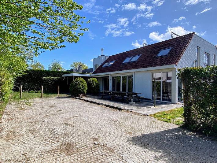Ferienhaus für 18 Personen, mit Balkon/Terrasse und Terrasse sowie Garten