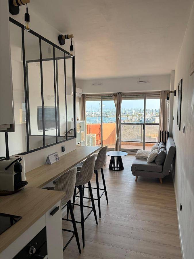 Gîte pour 4 personnes, avec terrasse et vue, animaux acceptés dans Plage Sarrail   Rive Gauche