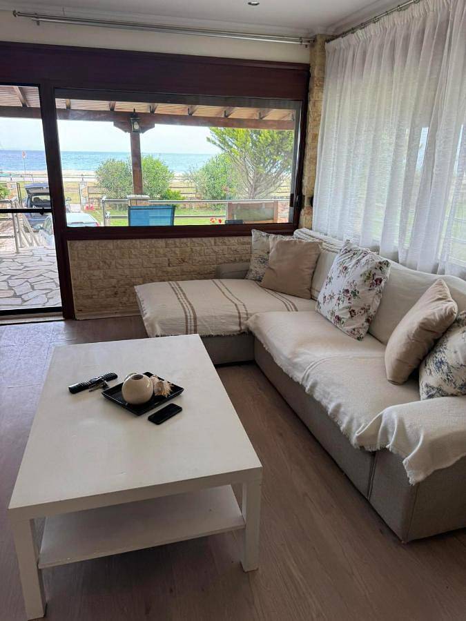 Location de vacances pour 12 personnes, avec jardin et vue, animaux acceptés dans Ormos Panagias - 4