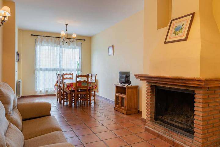 Casa rural con piscina para 11 personas, con piscina además de balcón y vistas en Sierra de Alcaraz - 3