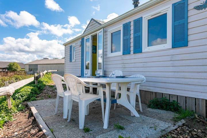 Mobil home pour 5 personnes, avec jardin, adapté aux familles à Coatascorn