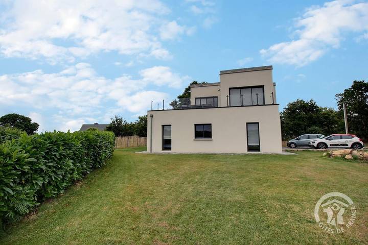 Gîte pour 6 personnes, avec terrasse et jardin à Pleumeur-Bodou - 4