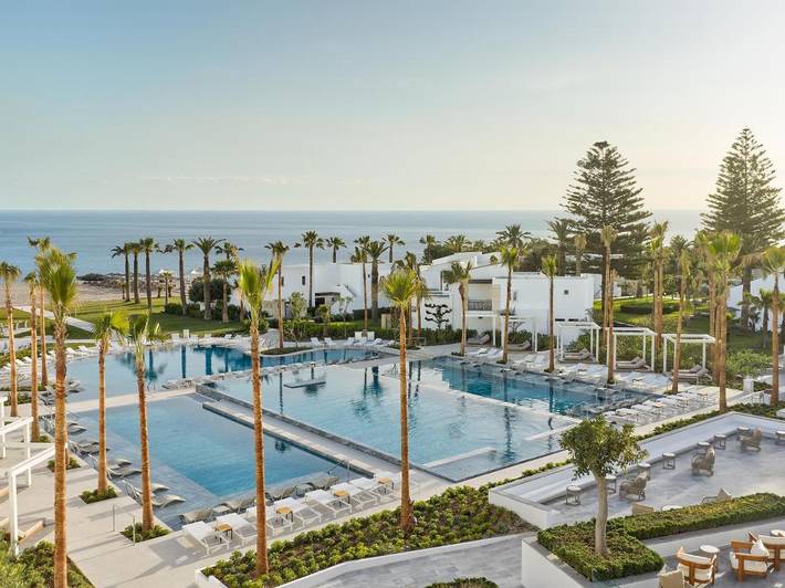 Bungalow für 3 Personen, mit Whirlpool und Terrasse sowie Garten und Pool in Rethymnon