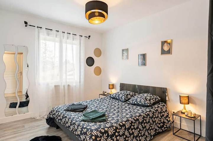 Location de vacances pour 6 personnes, avec terrasse à Atur - 3