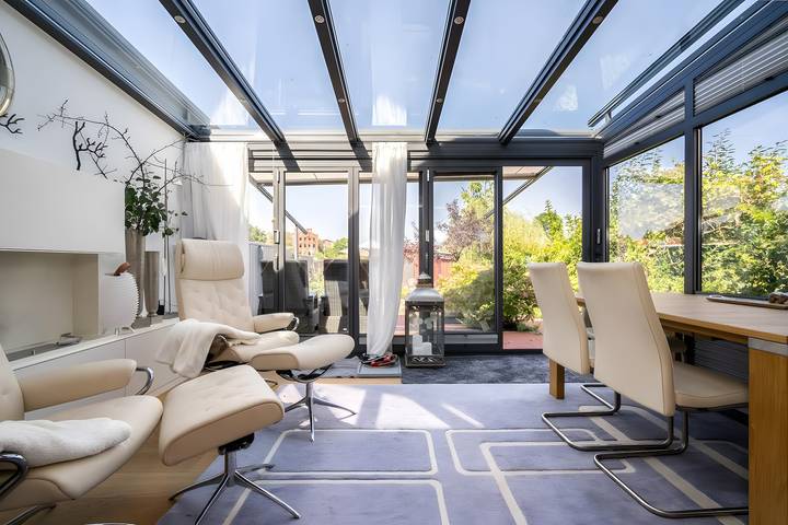 Ferienhaus für 2 Personen, mit Garten und Seeblick