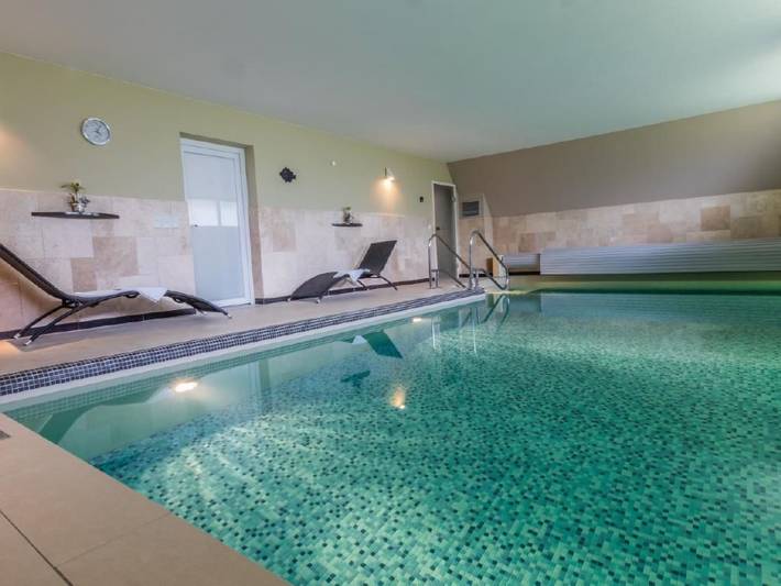 Ferienhaus für 6 Personen, mit Balkon und Sauna sowie Pool und Garten in Kalkhorst - 2