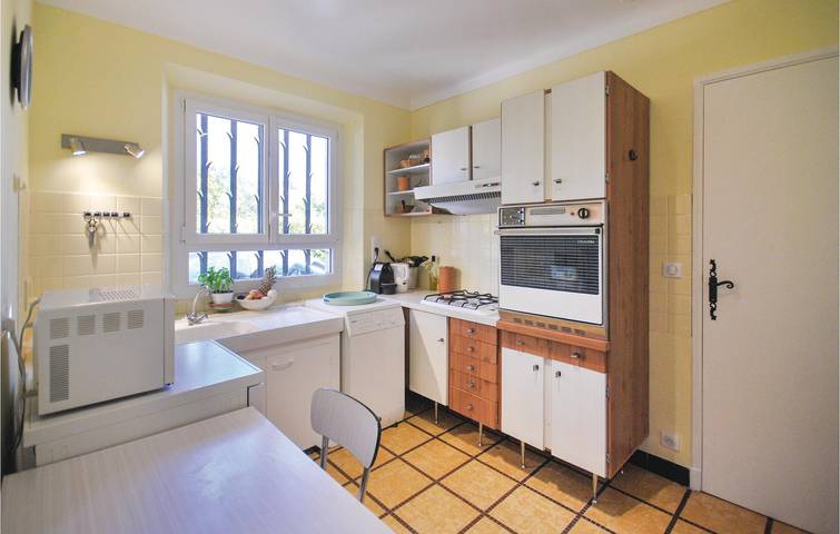 Condo au bord de la piscine avec parking, climatisation et WiFi in Fayence, Région de Draguignan