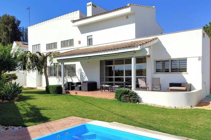 Villa pour 6 personnes, avec jardin et jacuzzi - 1