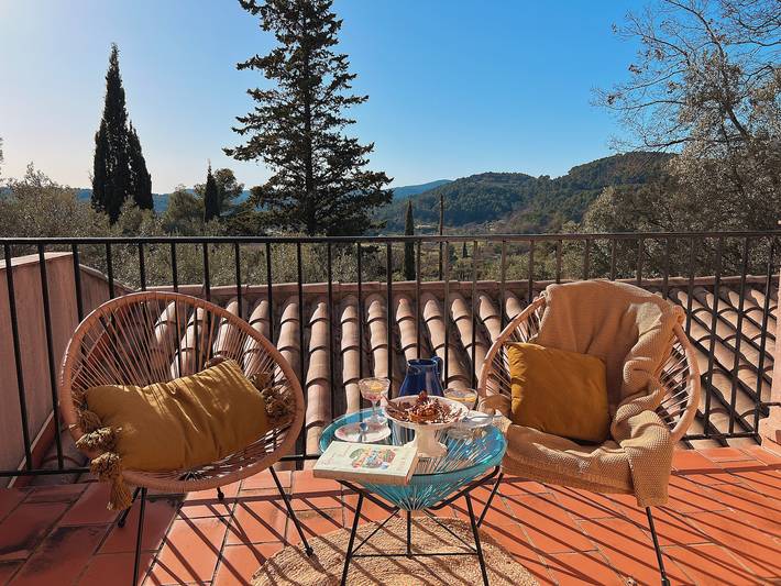 Gîte pour 6 personnes, avec piscine et jacuzzi à Callas - 4