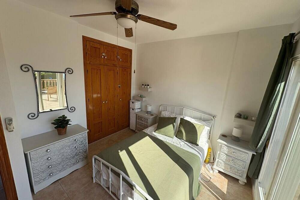 Casa Alegria, 10 minutes drive  from the Beach 3 Bedroom with Private Pool in Turre, Costa de Almería