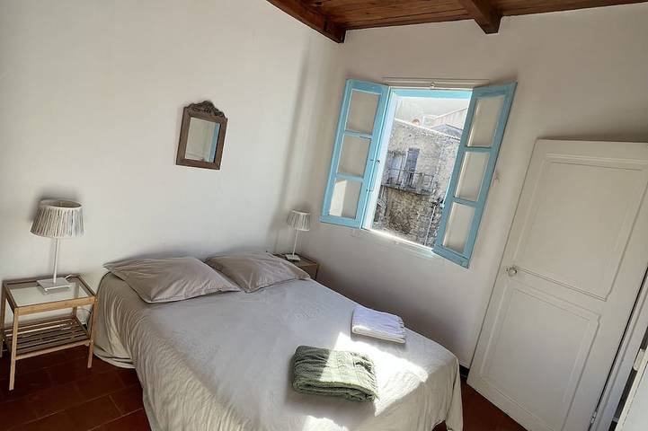 Location de vacances pour 6 personnes, avec balcon et jardin, animaux acceptés à Santa-Reparata-di-Balagna - 2