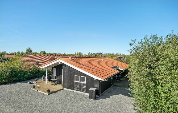Ferienhaus für 6 Personen, mit Terrasse und Garten sowie Whirlpool und Sauna in Marielyst - 2