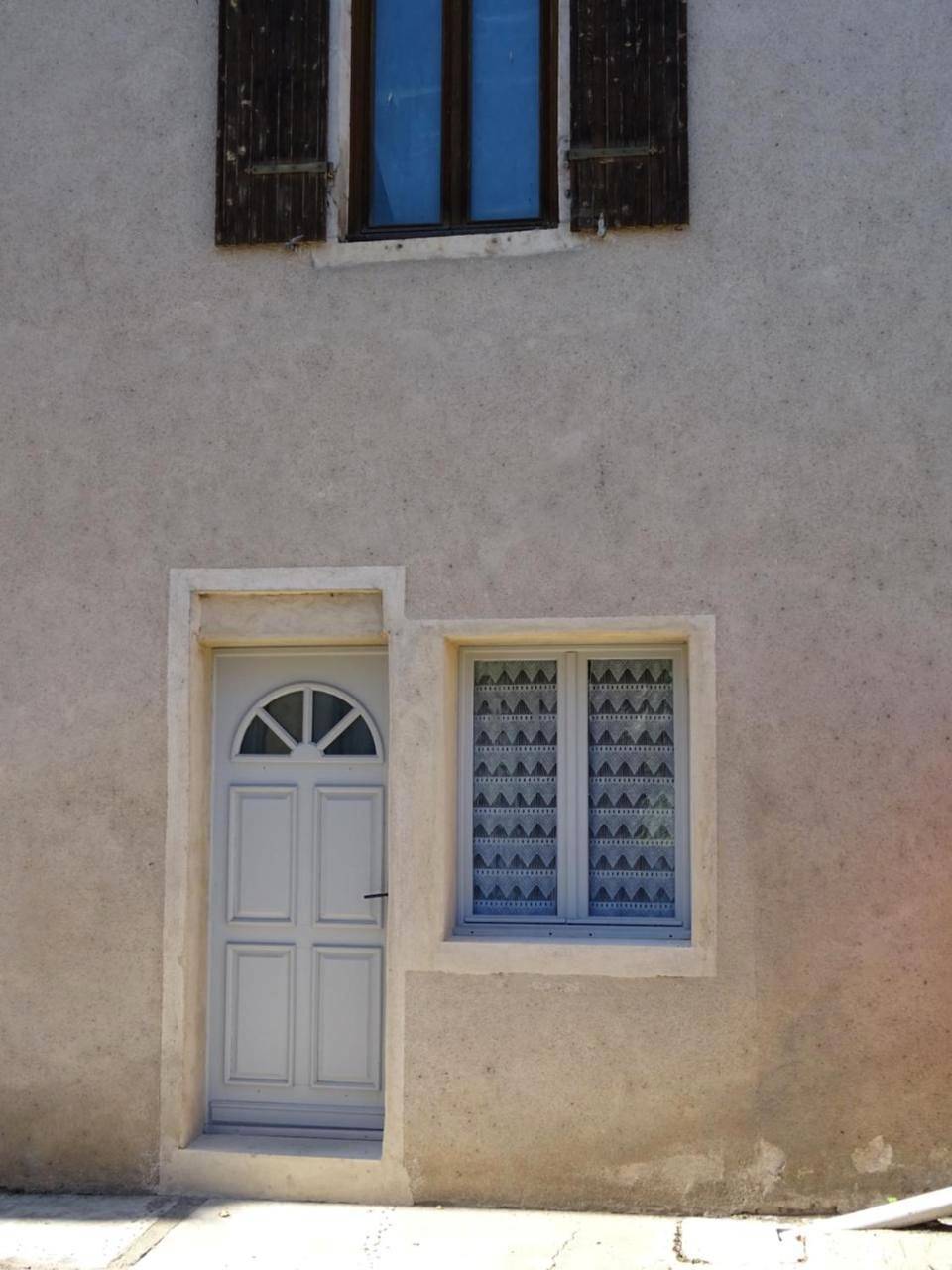 Appartement entier, Apartment in Pesmes, Haute-Saône