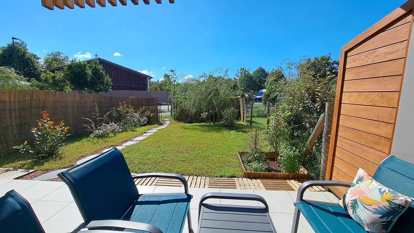 Appartement de vacances pour 4 personnes, avec jardin