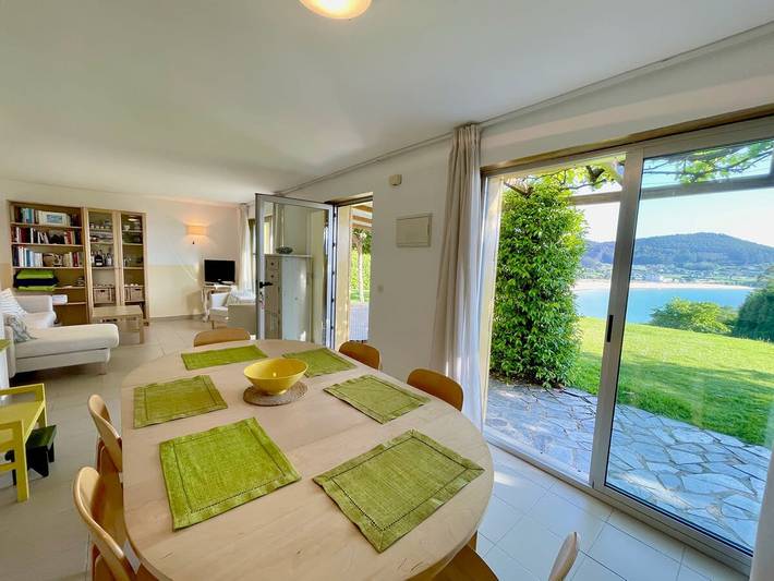 Bungalow für 8 Personen mit Meerblick in Praia de Area (Viveiro), Viveiro