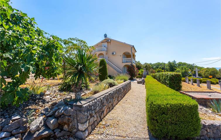 Ferienwohnung für 2 Personen, mit Garten in Dobrinj