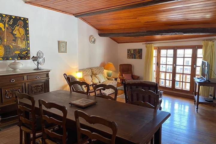 Gîte pour 4 personnes à Montmeyan