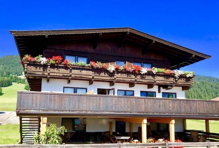 Ferienwohnung, mit Balkon in Kaisergebirge