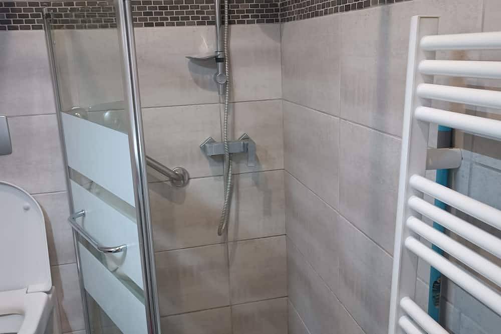 Appartement entier, Gîte Notre Dame⭐⭐⭐Salins-les-Bains  Rdc 600m des thermes.Tarif curistes/demande in Salins-les-Bains, Jura Francais