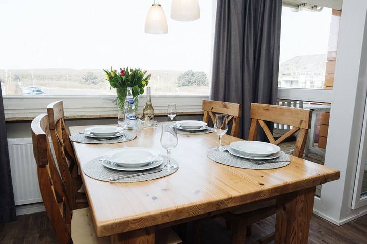 Ganze Wohnung, Moderne & neu renovierte Ferienwohnung, zentrums- & strandnah in Westerland, Sylt (Gemeinde)