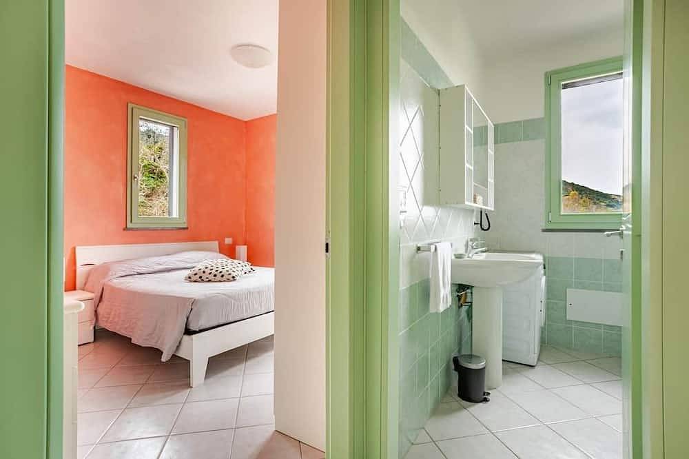 Skyview Apartment in Bosa in Bosa, Planargia