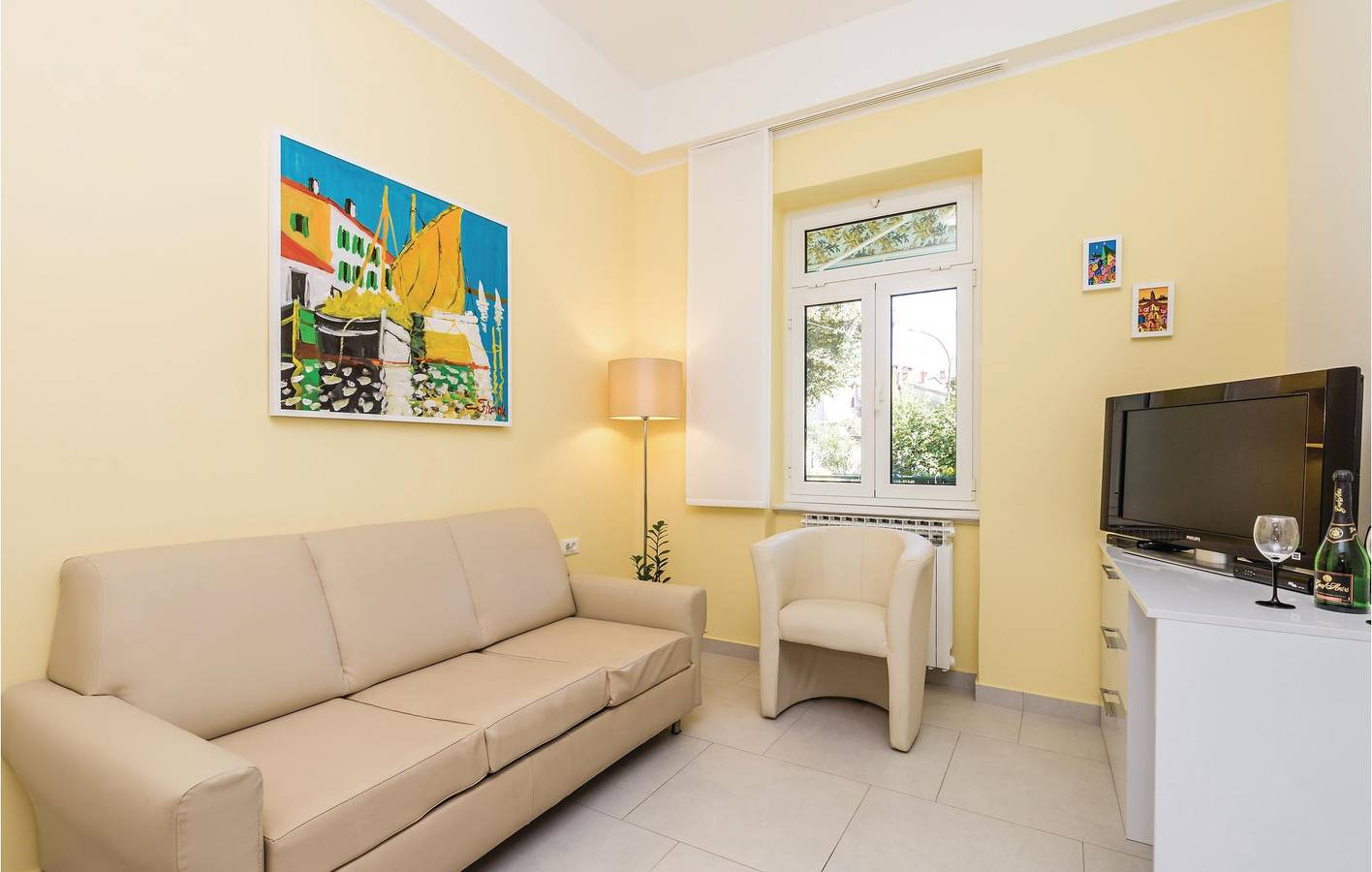 Entire vacation apartment, Vacation apartment for 6 people with terrace in Lovran, Opatija Riviera
