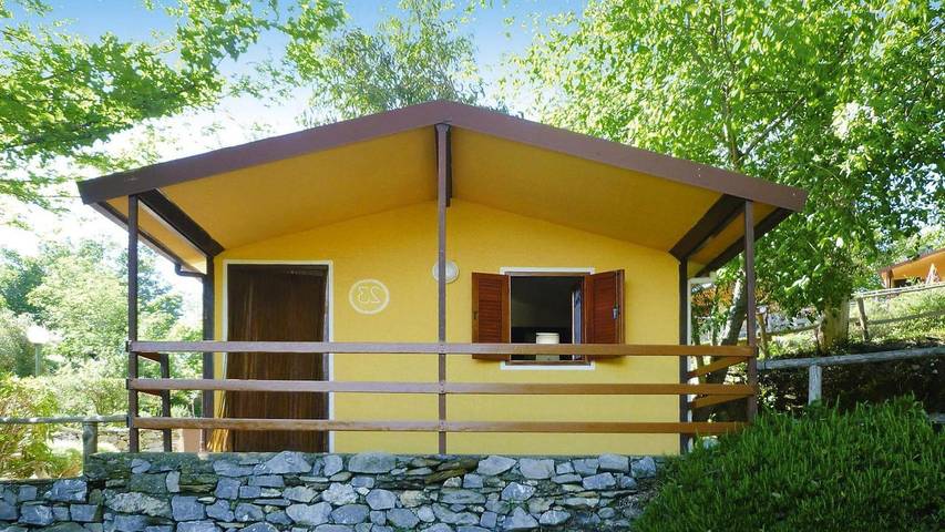 Bungalow für 4 Personen, mit Whirlpool und Garten sowie Pool und Sauna, mit Haustier in Ligurien