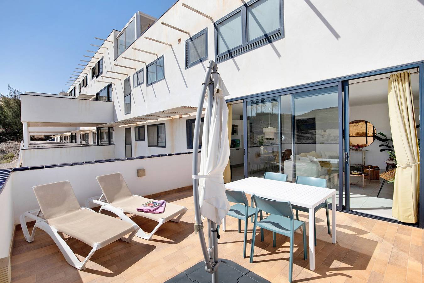 Appartement entier, Appartement de vacances "Las Vistas Mit Meerblick" avec vue sur la mer, terrasse privée et Wi-Fi in Playa Esmeralda Norte, Südliche Bucht Costa Calma