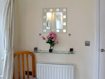 Log Cabin for 4 People in Lincolnshire, Midlands, Photo 4