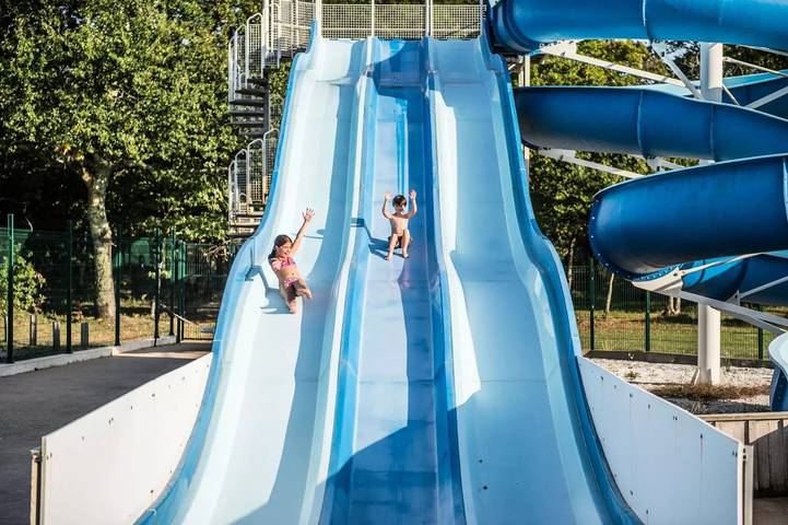 Bungalow für 4 Personen, mit Terrasse und Pool in Gironde - 2
