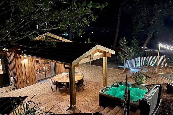 Gîte pour 6 personnes, avec balcon dans Port de Maguide
