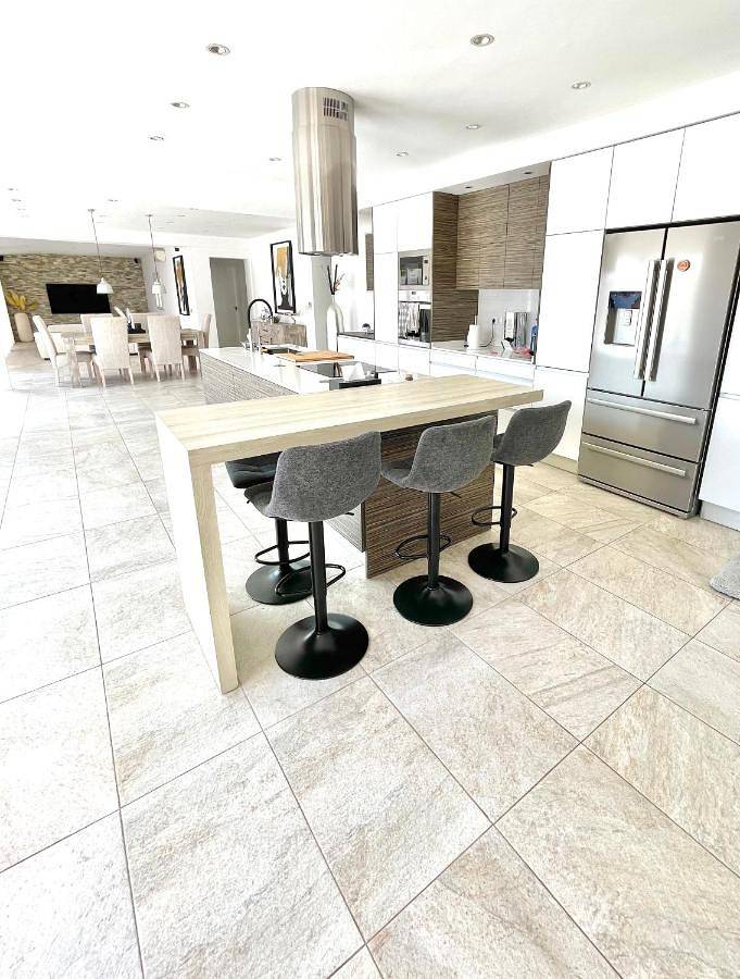 Casa rural para 4 personas, con piscina y jardín en Torrevieja - 2