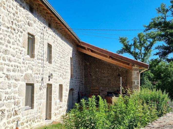 Gîte pour 12 personnes, avec jardin à Usson-en-Forez - 3