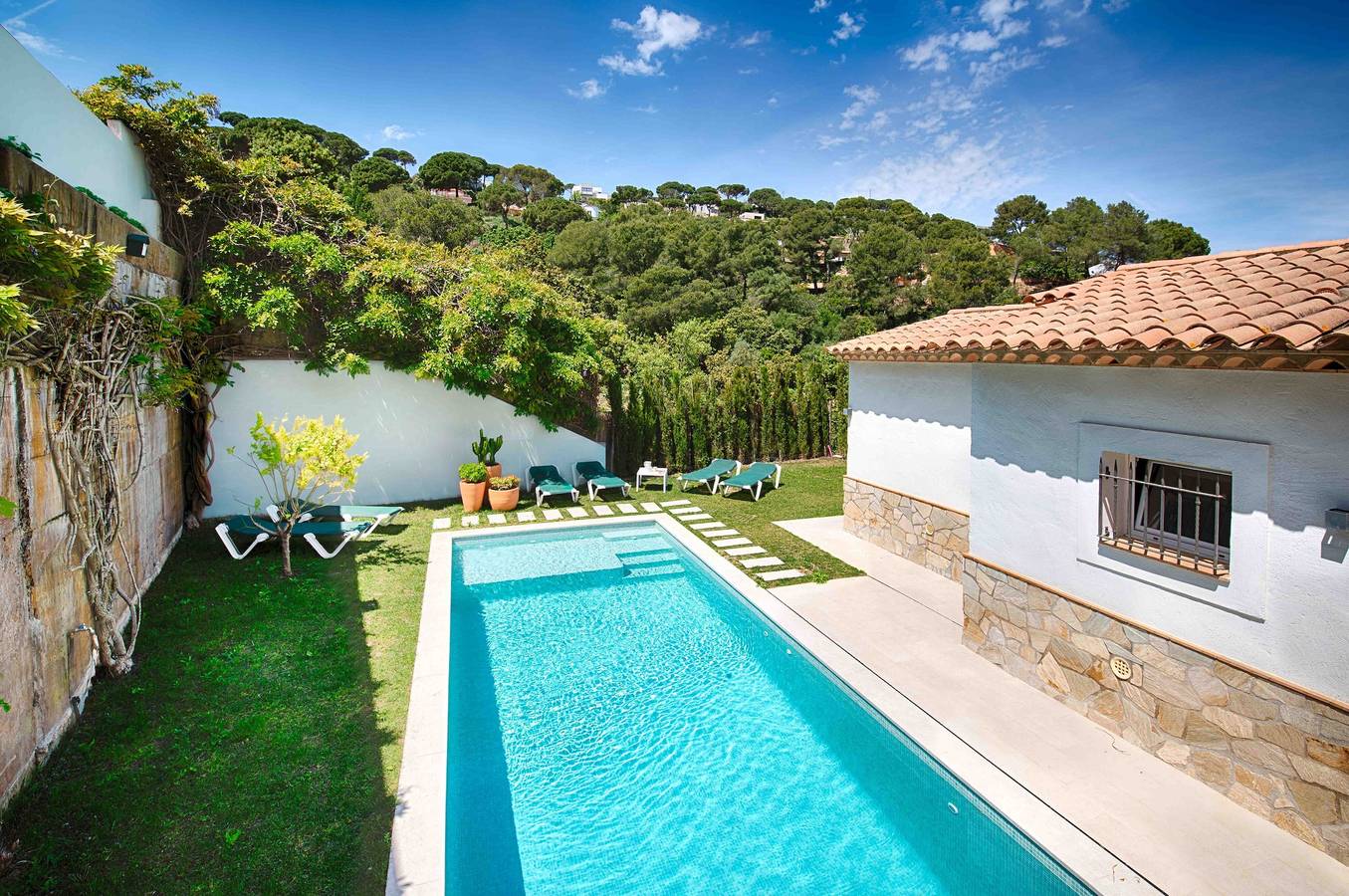 Villa 'Casa Chula' met Uitzicht op Zee, Wifi en Airconditioning in Begur, Costa Brava