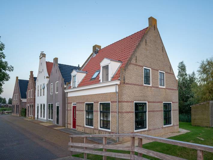 Bungalow für 6 Personen, mit Terrasse und Balkon/Terrasse - 1