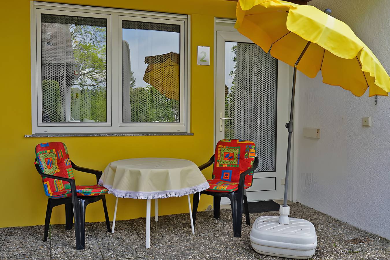 Ganze Wohnung, Ferienwohnung 2 mit Terrasse, Gemeinschaftsgarten, Wlan & Dreiwelten Card in der Nähe vom Solemar in Bad Dürrheim, Mittlerer Schwarzwald