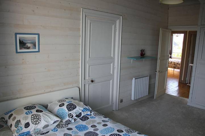 Location de vacances pour 12 personnes, avec jardin à Matignon - 4