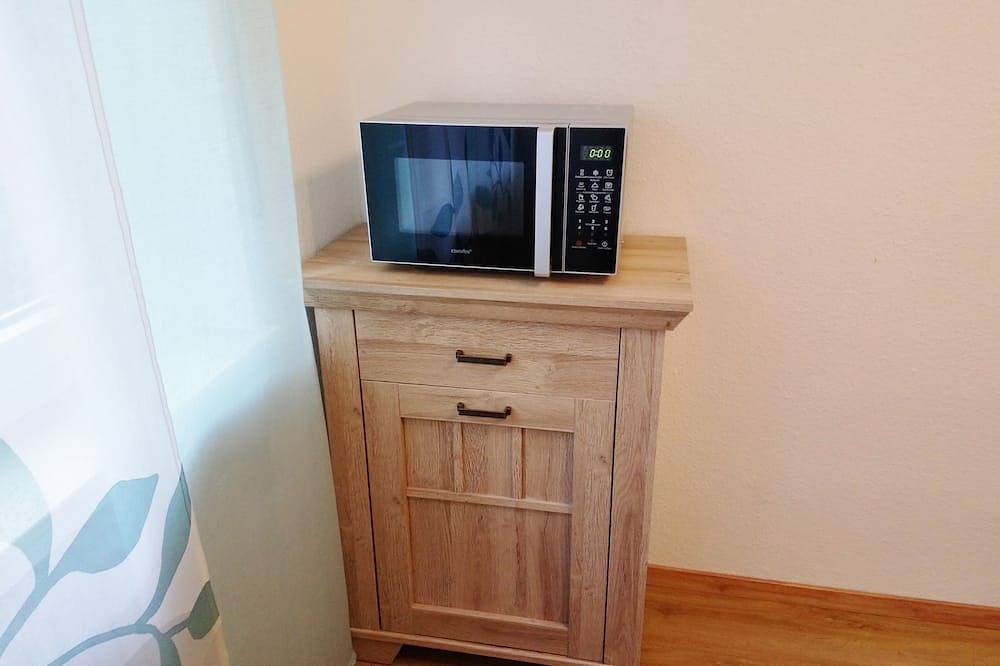 1 Zi Wohnung Herford Zentrum renoviert, neue Möbel, schick ausgestattet in Herford, Nordrhein-Westfalen