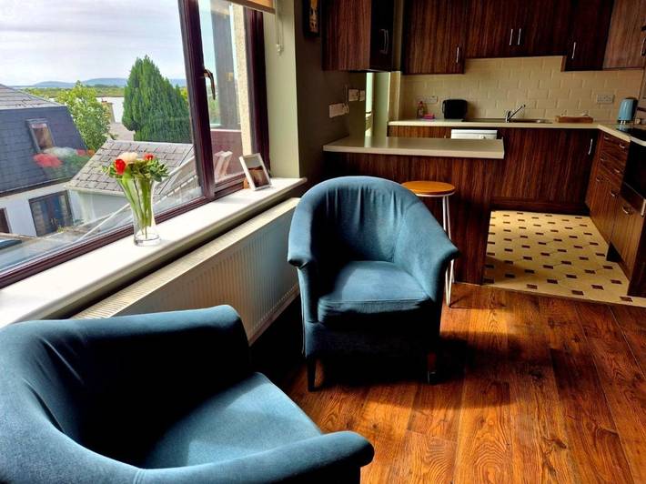 Maison d’hôte pour 7 personnes, avec Vue sur le lac et Vue à Galway - 4