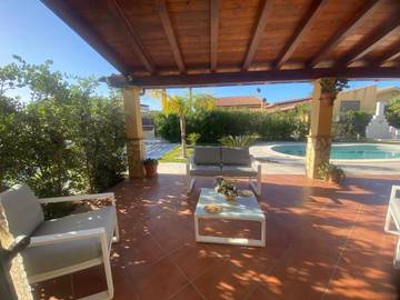 Cottage pour 4 personnes, avec piscine et jardin à Campofelice di Roccella