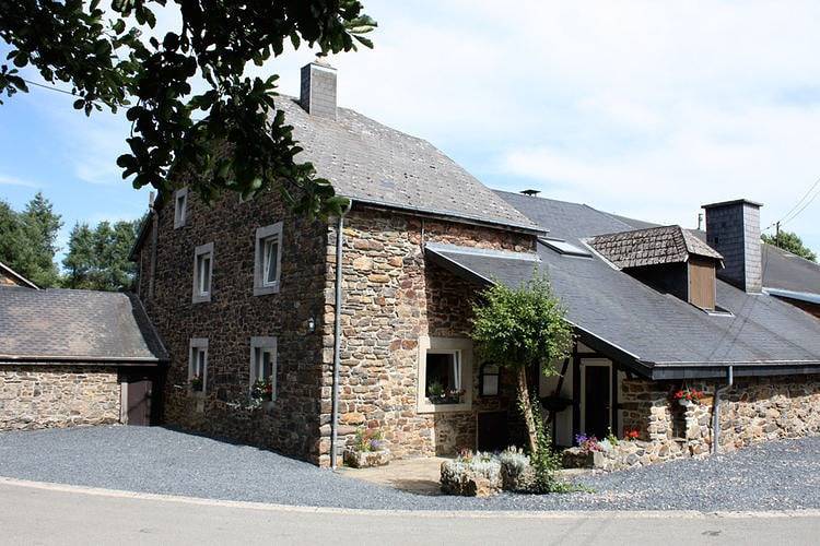 Luxueuse maison de vacances avec piscine à Trois Ponts in Trois-Ponts, Région De Liège