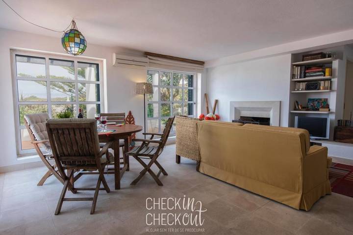 Location de vacances pour 4 personnes, avec vue et jardin à Azenhas do Mar - 3