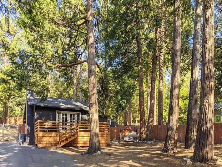 Vacation rental for 6 people, with terrace and hot tub, with pets in Idyllwild
