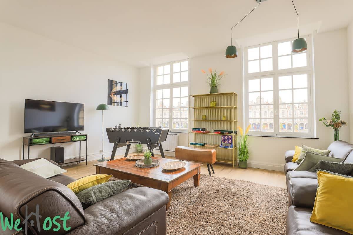 Appartement entier, Appartement de vacances pour 16 personnes avec jardin in Arras, Région d'Arras