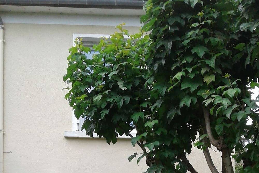 Appartement entier, Appartement au calme dans un parc ombragé in Montignac, Périgord Noir