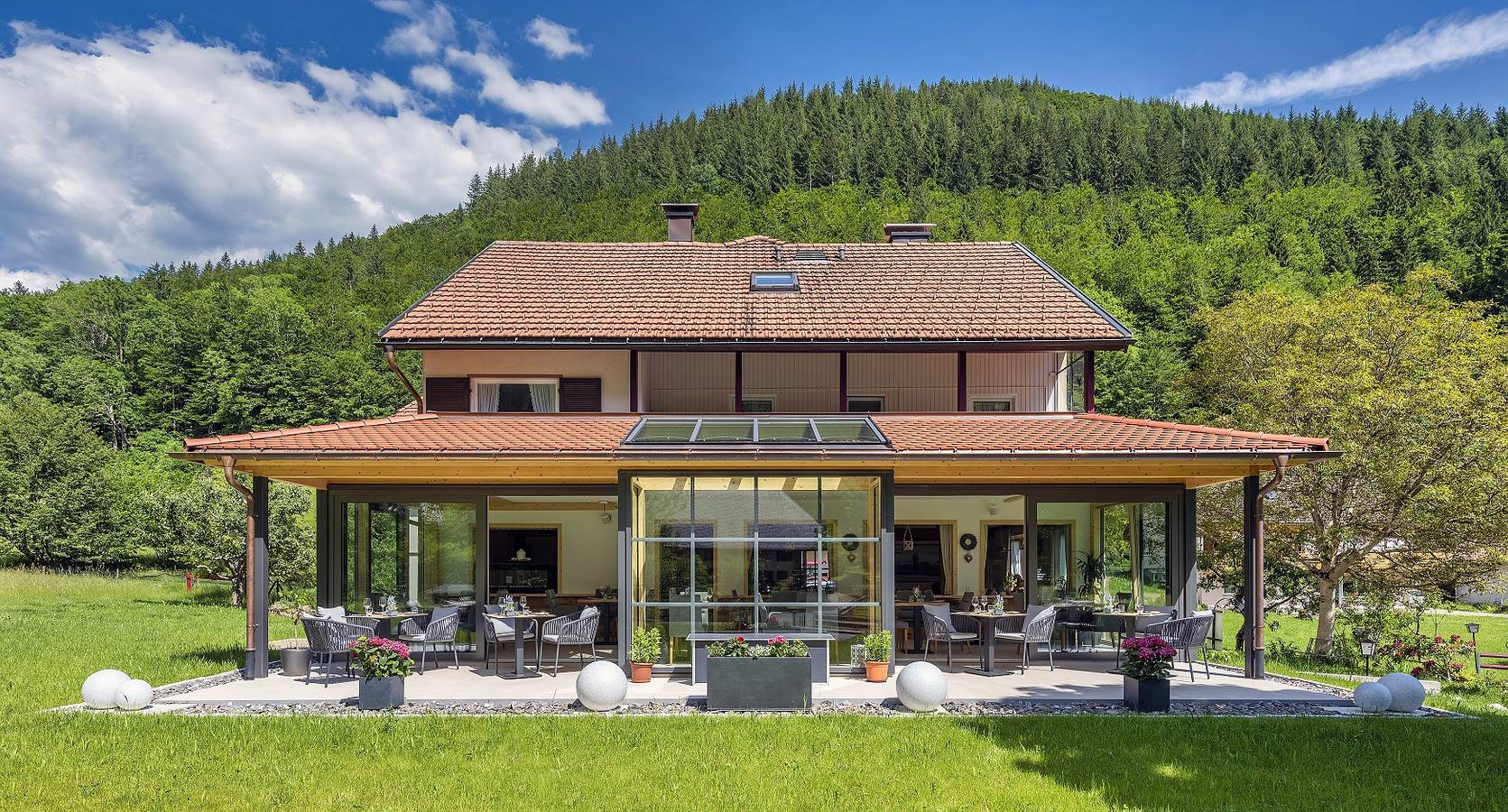 Hotel Landgasthaus Kurz - Doppelzimmer Standard mit Dusche/Wc und Balkon in Todtnau, Südschwarzwald