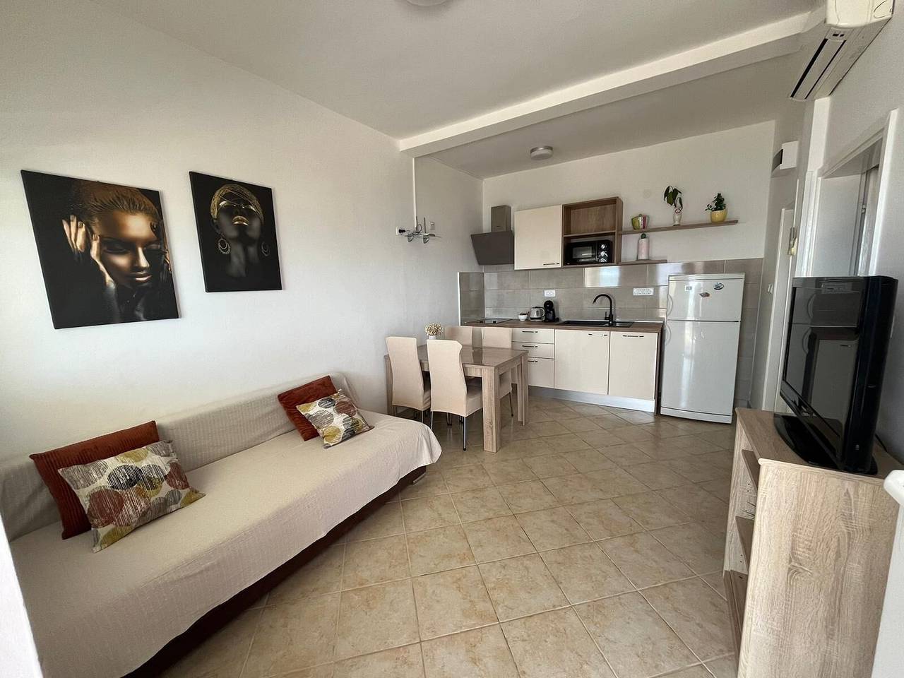 Ganze Wohnung, Apartments Dobrila in Zavala, Hvar