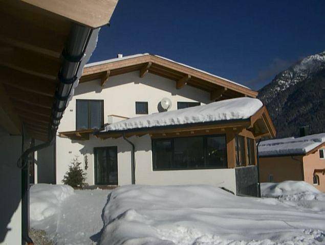 Ferienwohnung für 4 Personen, mit Balkon in Sankt Ulrich am Pillersee - 2